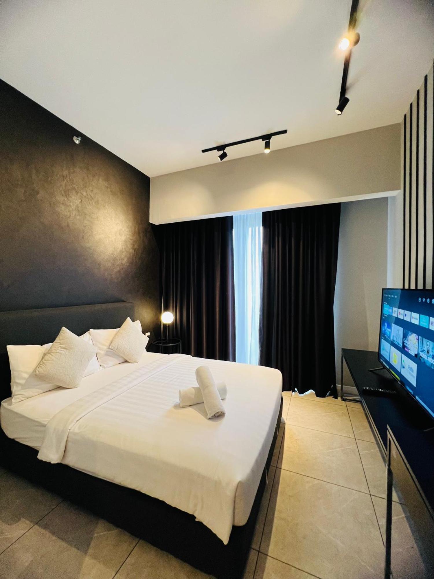 Luxury Suites At Axon Residence Куала Лумпур Екстериор снимка