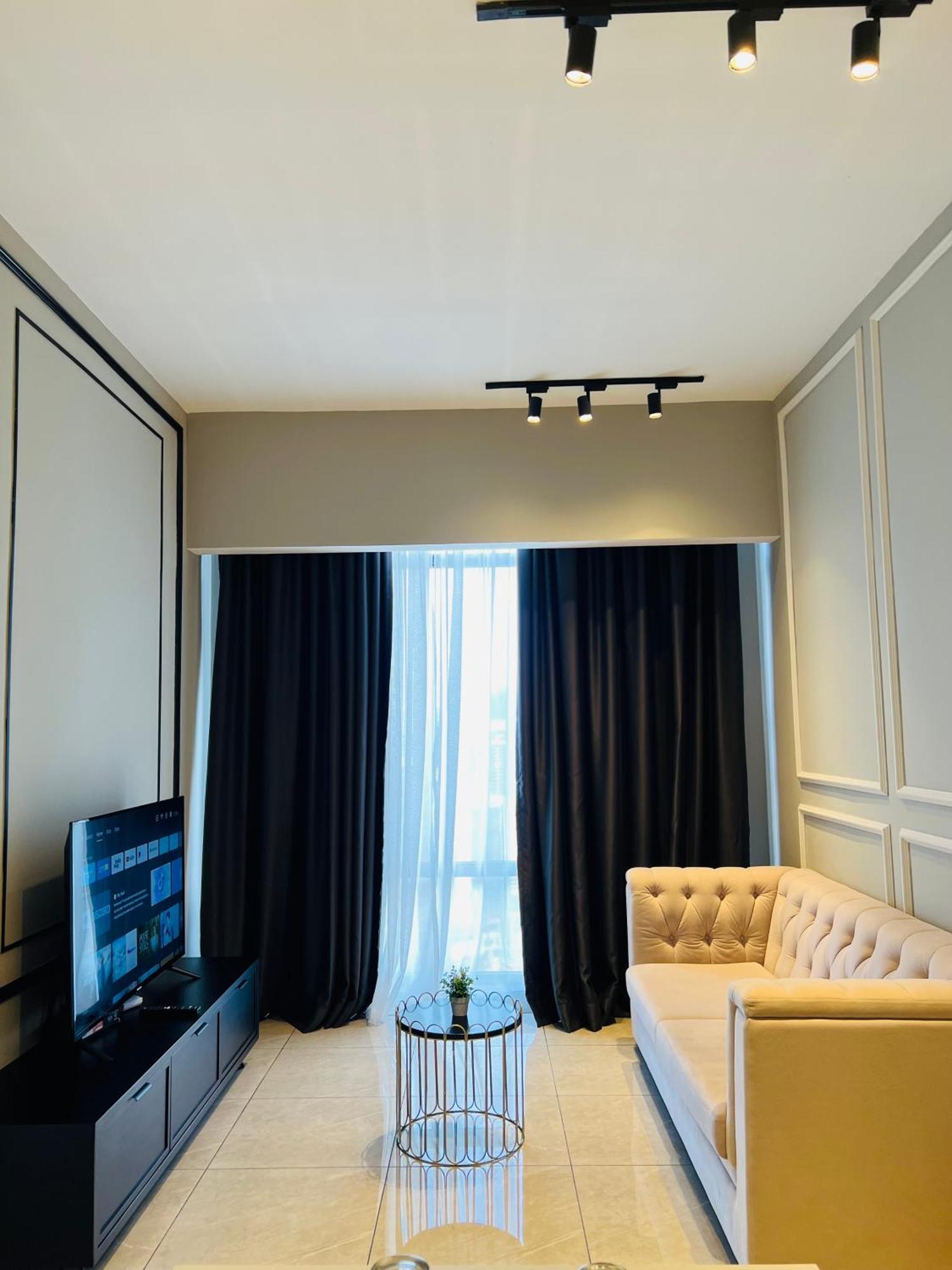 Luxury Suites At Axon Residence Куала Лумпур Екстериор снимка